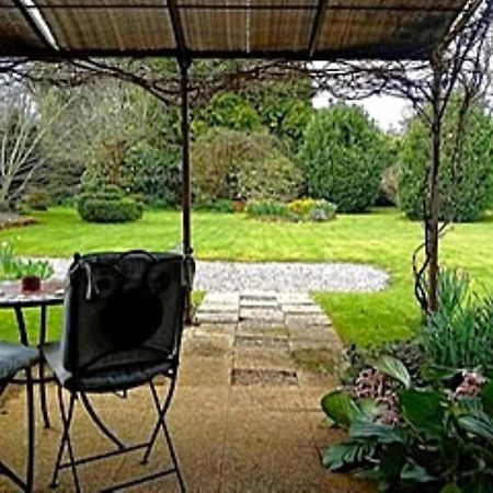 Chambre D'Hote - Ilse'S Garden Chair La Porcherie Exteriér fotografie