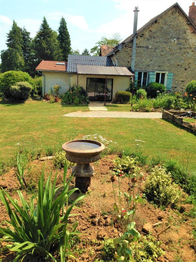 Chambre D'Hote - Ilse'S Garden Chair La Porcherie Exteriér fotografie